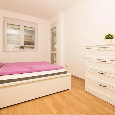 Apartment 327 - Balaton-parti 2 Szobas Apartman