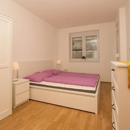 Apartment 327 - Balaton-parti 2 Szobas Apartman